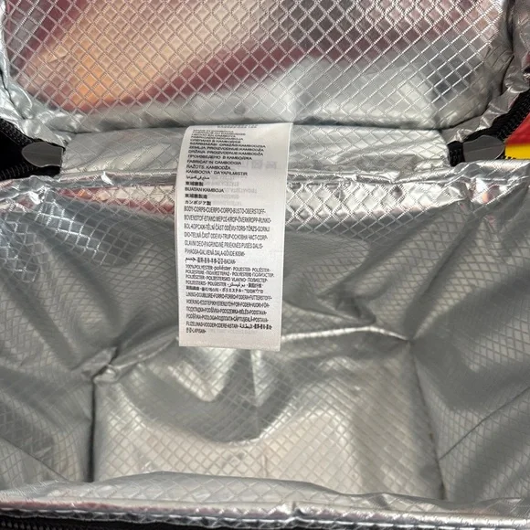 Nike lunch Bag - Picture 8 of 8